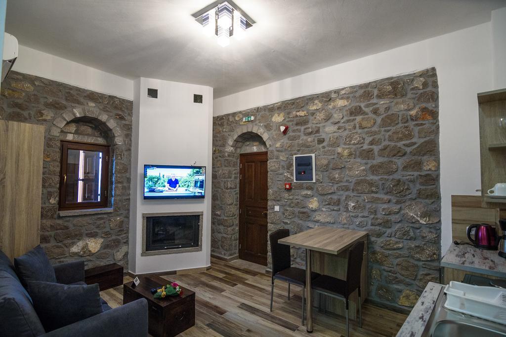 Avgonima All Seasons Hotel מראה חיצוני תמונה